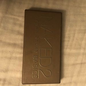 Naked 2 basics eyeshadow